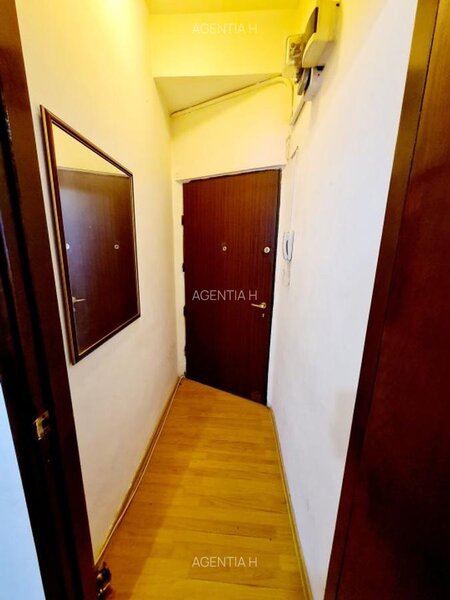 Magheru Ambasada Angliei str. Pitar Mos Garsoniera etaj 4/6 mobilata RS1
